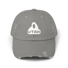 Load image into Gallery viewer, Utah Delicate Arch Unisex Distressed Cap