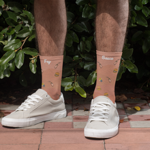 Load image into Gallery viewer, Fry Sauce Cushioned Crew Socks